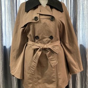 Ellen Tracy Cape with Removable Collar